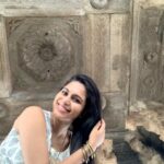 Sonu Gowda Instagram – More than 100 pics, endless blocks for the photographers, no wonder why photographers love going to hampi.. Hampi, Karnataka