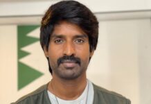 Soori Instagram - நா வெல்ல மல்ல கப்பட்டு டிக்க வெச்சா நீ இப்ட் வெலான்டுக்க்ககக நீ திங்கா ஒவ்வா சோறூ என்ட வெர்வடா ஹப்பாஆ என்னா ஹப்பாஆஆஆ நா திங்கா டிபா பாஆஆ அதுவும் எ காசு தா பாஆஆ #DON running successfully Thank you 🙏 @sivakarthikeyan thampiiii @dir_cibi Thampi @lyca_productions and all team