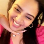 Sreemukhi Instagram - Hello 29💗 Thagedhele!!