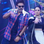 Sreemukhi Instagram - His energy is infectious! ❤️ @venkateshdaggubati All I wanted to say is “Ayee Guru I love you” 😍