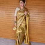 Sridevi Vijaykumar Instagram - 🌟Be your own kind of beautiful🌟 #gold#traditionalwear#saree#kanchipuramsilk#silksarees#lovesaree#indianwear#wedding#weddingsaree#dressedup#golden#flowers#jasminelove#jewellery#weddingjewellery#instapic#instapicoftheday#instagram#bangles#weddingseason#friendslikefamily