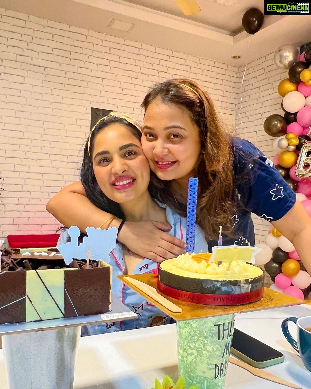 Srushti Dange Instagram - Thank you everyone for Gracing me with your love. I can never express the extent of my gratitude for the immeasurable joy y’all bring to my life. Yesterday my daddy said to me “there is no remedy for Love but to love more” And I think I’m gonna stick with that and sending all my love to y’all ♥️
