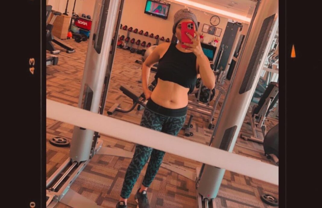 Srushti Dange Instagram - Consistency is more important then perfection