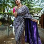 Sruthi Hariharan Instagram - A saree everyday... anyday.. Photography: @raghavstudios Styled by: @papapants Assisted by @thechaotic.art Saree- @taneira_sarees Jewellery & belt: @shreejewellersofficial Neckpiece: @houseoftuhina Make up by @shivugowda2011 Hair by #sunitha