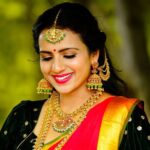 Sruthi Hariharan Instagram - ಹಸಿರೆಲೆಗಳ ನಡುವೆ ಹೂವು ಇದ್ದಲ್ಲಿ ನೋಡಲು ಬಲು ಸುಂದರ ....... So ಇಲ್ಲಿ ಹಸಿರಿತ್ತು ಹೂ ಇರಲಿಲ್ಲ ......ಹಾಗಾಗಿ ನಾನ್ ನಿಂತಿದ್ದೀನಿ ...... Bangalore, India