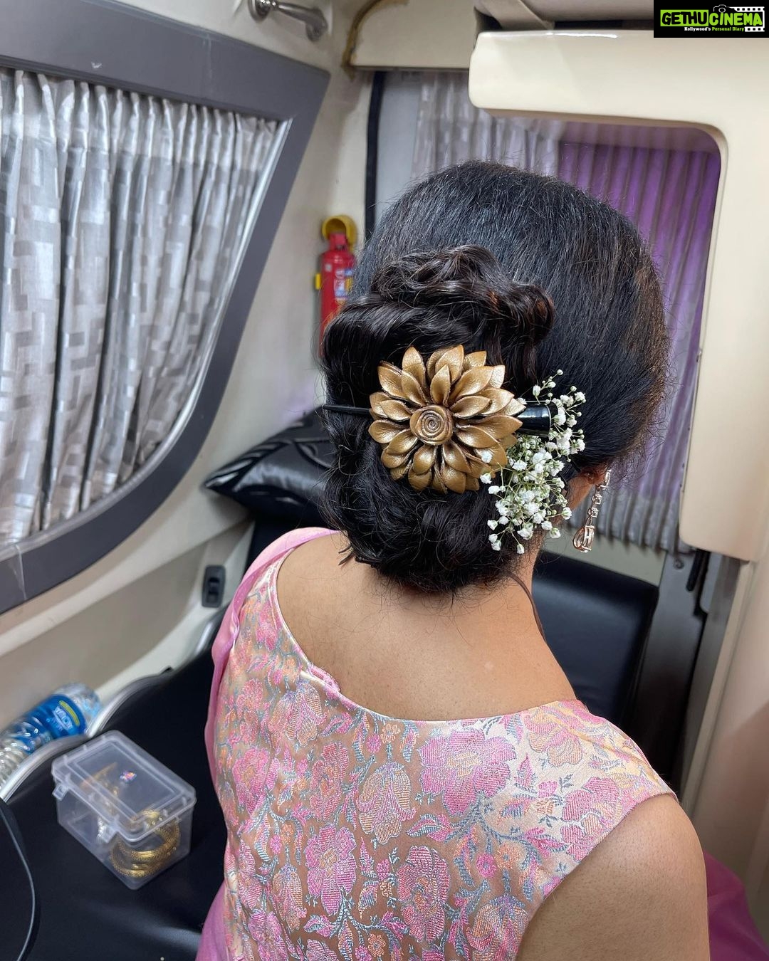 SouthIndian Bridal Hairstyles with flowers