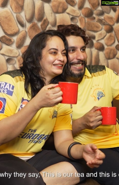 Suja Varunee Instagram - #ad Real winners bounce back from every setback, Exhibit A - CSK! Nothing makes me happier than seeing CSK perform exceptionally! And joining me is my perfect partner - @brookebond3roses ! Trust me, the hot and delicious cup of @brookebond3roses is what you need to set your mood for a thrilling CSK match, yena #IdhuNammaTea and IdhuNammaTeam! @chennaiipl