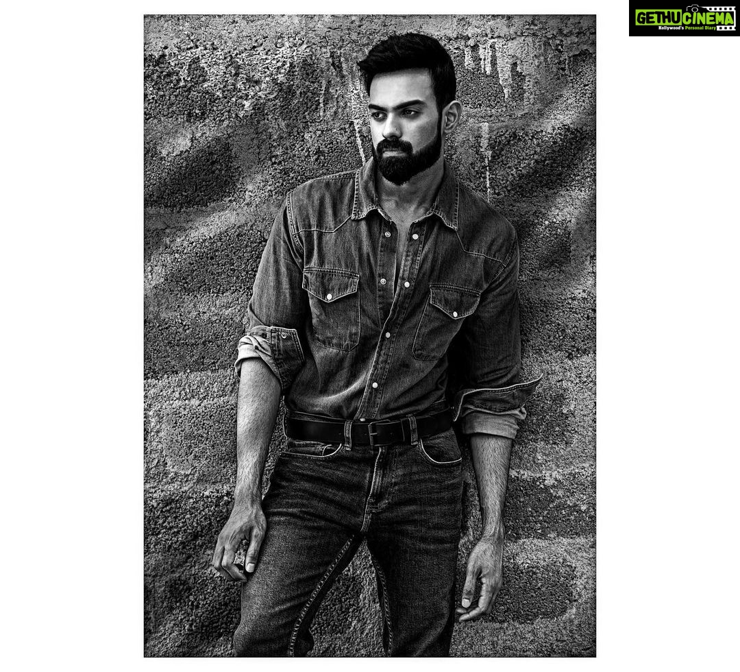 Sunder Ramu Instagram - @offl_avnish Styling - @chaitanyarao_official Hair n Make up @riwaz_lama #malemodel #model #sunderphotography