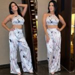 Sunny Leone Instagram - Cute set! Outfit - @ikichic_official Earrings - @blingsutra @ascend.rohank Styled by @hitendrakapopara Assisted by @tanyakalraaa