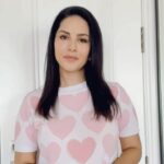 Sunny Leone Instagram - 🎁Week 2 Winning Combination 🎁 Any 1 Forest Fire collectible + any K or Q collectible from any other collection of #IDreamOfSunny . . Users who own these two card combination by end of the week will be the winners and I've a special surprise for you!! . . You can get the collection from link in bio now . . #SunnyLeone #nft #NFTGiveaway #nftart #NFTGame #btc #nfts #nftcommunity