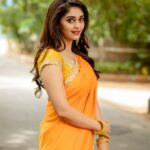 Surabhi Instagram – Wishing everyone a very Happy Akshaya Tritiya ..May this auspicious day enlighten our lives with happiness, good health & prosperity..🧡✨️ 

Captured by @kiransaphotography ✨️
Styling @nithishasriram ✨️
Draped in this beautiful saree @kavithaguttaofficial ✨️
Accessories @kiara.jewelry ✨️