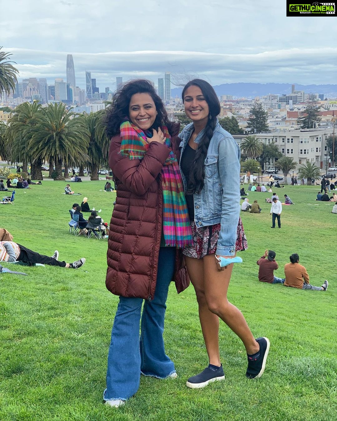 Swara Bhaskar Instagram - First visit to #sanfrancisco Forgot to post pics.. so here is a dump.. some gorgeous street art, yummy hot chocolate, a visit to a quaint bookshop, lots of walks and the love and indulgence of family! #throwback #feelsoblessed #travelgram #sanfran #streetart San Francisco, California