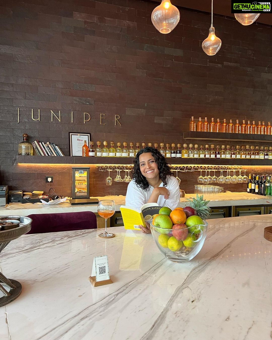 Swara Bhaskar Instagram - Getting hospitality right every. single. time! @andazdelhi @andaz my favorite spot for staycations, meetings and magazine cover shoots in the national capital! Not to mention dinners and lunches ‘coz the kitchen is just fab! Thank you Sunakshi, Anum and Jaspreet and team for the warmth and care! Can’t wait to be back!! #notanad #recommended Andaz Delhi