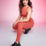 Tamannaah Instagram - Hustle your way in style💪💁 Embody energy in the new Zig Kinetica from @reebokindia #ReebokIndia #ZigKinetica