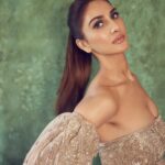 Vaani Kapoor Instagram – ✨