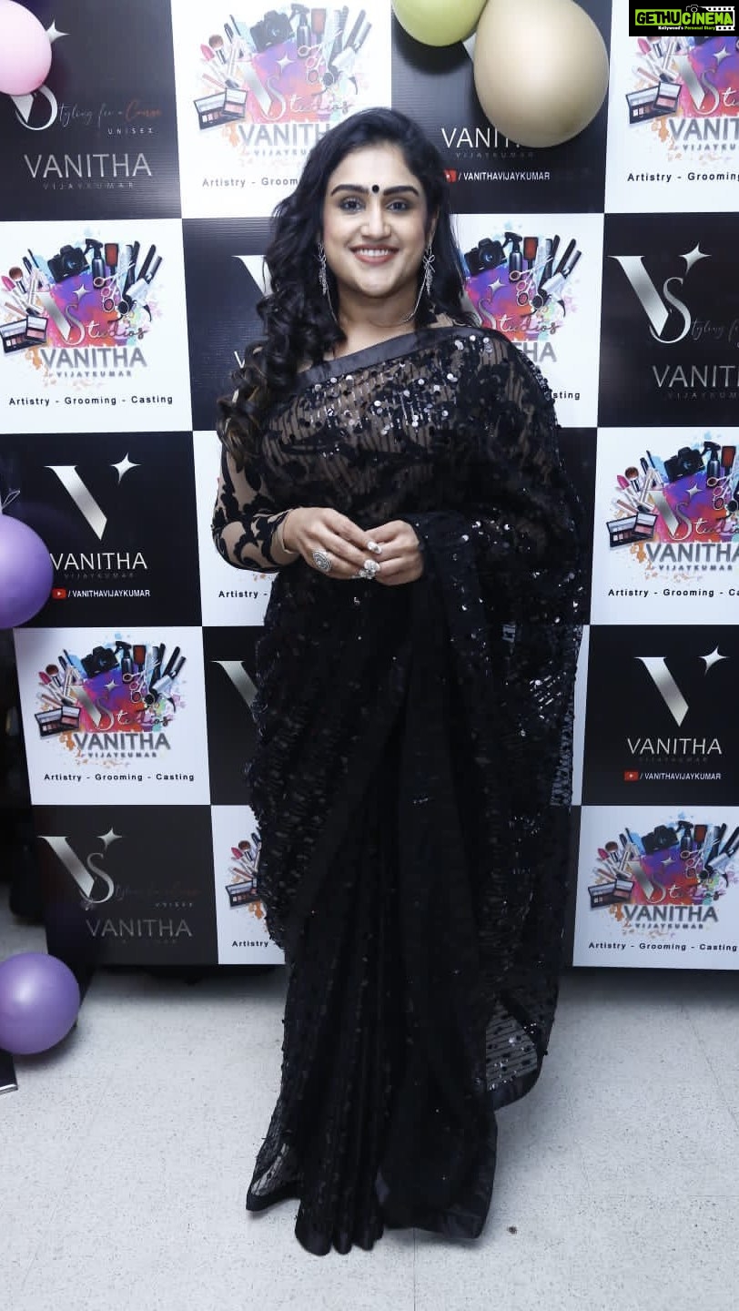 Vanitha Vijayakumar Instagram - Skin care solutions, natural home remedies for skin and hair , hair treatments,weight management programs,hair&makeup styling,bridal and event management,fashion styling,photoshoots,casting,film and tv styling. @vanithavijaykumarstyling #vanithavijaykumarstudios @vanithavijaykumarstudios #vanithavijaykumar #vanithavijayakumar Whatsapp +919444501747 for appointments and enquiries