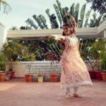 Vedhika Instagram – Belated Happy International Dance day 🙏🧡 #happyinternationaldanceday
