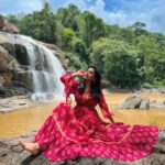 Vidhya Instagram - In tune with nature..quiet and still..love and joy🤍 #semfioraa 📸 @imichael.1 @drsri23 @sridhar.sridevi @venkateswaranpazhani @suluhairstylist @vasanth_daniel_osbern_ @mromeymaliakkal