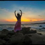 Vidhya Instagram - Beautiful sunset at the southernmost point of the Indian mainland located at the confluence of the Bay of Bengal, the Arabian Sea and the Indian Ocean🧡 📸 @imichael.1