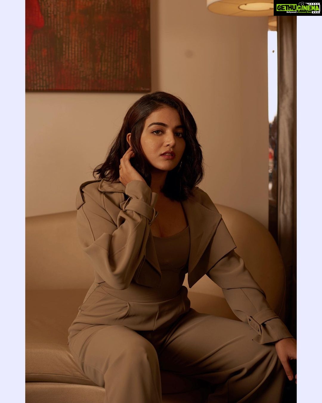 Wamiqa Gabbi Instagram - The one you are looking for is you 🤍 #Osho Outfit - @twirl_around_world Earrings - @the_bling_girll Rings - @the_bling_girll @twylatreasures Styled by - @twofoldstyles Make up by - @beautybyradhika Hair by - @sunitanadkar_hairstylist Shot by - @mayurnarangikar