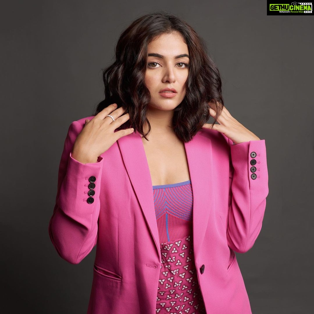 Wamiqa Gabbi Instagram - Truly a ‘Vegetarian Daayan’ 🧟♀️ Have you watched “MODERN LOVE” streaming on @primevideoin ? Suit - @zara Ring - @mozaati Styled by - @twofoldstyles Make up by - @beautybyradhika Hair by - @the_art_case_byfarah Clicked by- @mayurnarangikar