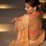 Yaashika Aanand Instagram - Hello frennnss🤗 📸 @crackjackphotography 💄 @pavihairandmakeup Styling @paviiiee_08 Wearing @suhanyalingamdesign