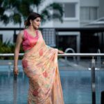 Yaashika Aanand Instagram - When you’re full of love 💕 It confuses people who are full of shit. 📸 @crackjackphotography 💄 @pavihairandmakeup Styling @paviiiee_08 Wearing @suhanyalingamdesign Jewellery @konikajewellery #swipeleft #explore