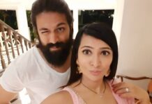 Yash Instagram - When the wink meets the pout.. which one wins 😜