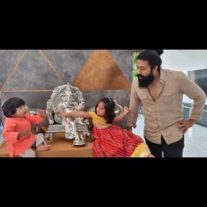 Yash Instagram - Wishing u all a great festival.. have lots of fun but plz take care and stay safe!

Happy Ganesh Chaturthi to all 😊

ಗಣೇಶ ಹಬ್ಬದ ಶುಭಾಶಯಗಳು 😊