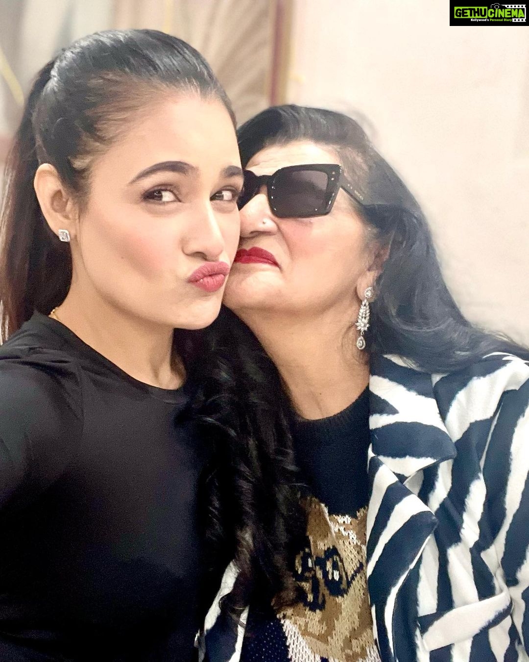 Yuvika Chaudhary Instagram - Moms are perhaps the most selfless people in the world. One cannot begin to count the sacrifices they make to ensure their kids’ happiness and well-being. However, their softness is not to be taken for granted. For they can do anything to protect their children from evil or harm. I m blessed with two moms 🧿 thank you god 🙏🏻