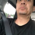 Aaron Aziz Instagram - Bila orang kanan kau skodeng Boss dia buat kerja…. Mcm mcm eh @fairiekhalil anyway dia yg cakap Itu loghat org Terengganu. Bukan Abg yg pandai pandai… @officialaksomalaysia @vng_distro #AksoGT3500 #AksoGTAAseries #ThevapeDon #kantoi @aaronaziz