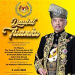 Aaron Aziz Instagram - DAULAT TUANKU 🙏🙏🙏.