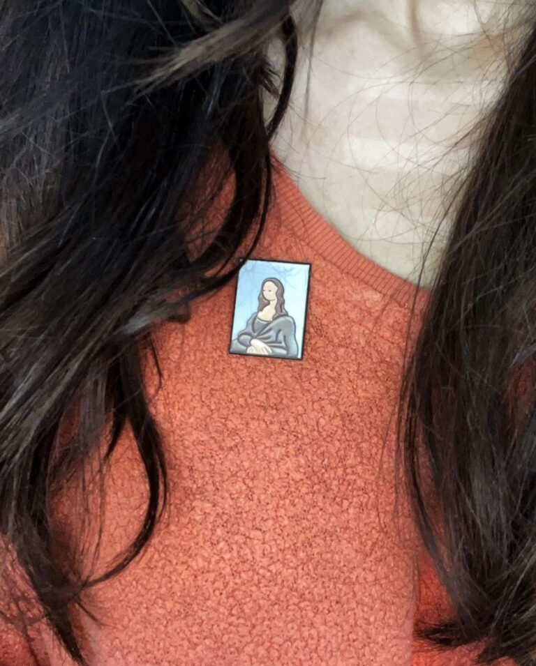 Aditi Arya Instagram - This shirt is wearing a Mona Lisa