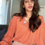 Aditi Arya Instagram - This shirt is wearing a Mona Lisa