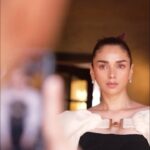 Aditi Rao Hydari Instagram – We Cannes all follow our 🤍
and we must 👑

Ps- the 🤍 being me! 🤪

reel within reel 
Featuring 
@rohanshrestha 
@eastmancolourr 
@vivo_india 
@sanamratansi 

Stealth mode direction by @santu.misra 
 @fetch_india 
@eltonjfernandez 
@ssubberman 
@rhiakapoor 

@avarofiglio 
@diosaparis 
@ysl 

#cannes2022 #ARHxCANNES
#mylifeisamovie #vivoatcannes