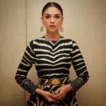 Aditi Rao Hydari Instagram - 🤍🖤 Ok last 🦓 (Cause I’m obsessed with tidy grids! 👀😇) #MiteshRajani @artistrybuzz_ @sanamratansi @jjvalaya