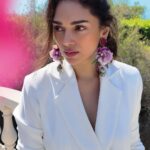 Aditi Rao Hydari Instagram – 🤍

@vivo_india

Blazer and shorts – @atelierpattyang
Earrings – @ranjanakhan
Shoes-  @katmaconie

@sanamratansi
 @eltonjfernandez
Managed by @ssubberman
Agency @fetch_india
Shot by @rohanshrestha 
#cannes2022 #ARHxCANNES
#mylifeisamovie #vivoatcannes
