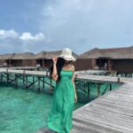Ahana Kumar Instagram - Talk to the Hat 👒 🙂 @pickyourtrail @hideawaybeachmaldives @linkinrepspvtltd 🐬 #Pickyourtrail #UnwrapTheWorld #LetsPYT #hideaway #maldiveshideaway #hideawaybeachmaldives #myhideaway #LinkinReps #Maldives #vacation 🦋✨🐳 Hideaway Beach Resort & Spa Maldives