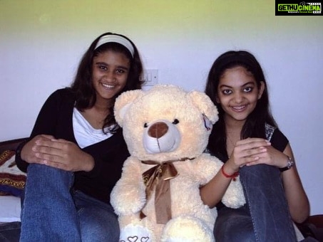 Ahana Kumar Instagram - Oh we took cool selfies even before selfies were born. You even made them your phone wallpaper , because at 15 in 2010 , phone wallpapers and profile pictures represented who your best friends were and I was silly enough to fight with you if you had someone else on your DP 🙃 anyways now we don’t fight at all. We only watch sunrises and sunsets together and other such cool stuff. Happy Birthday Dear. 27 sounds supremely off. @rhea_najam 🌸