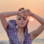Akanksha Puri Instagram - 🔥 . . #reels #reelsinstagram #reelitfeelit❤️❤️ #video #song #trending #love #beingme #akankshapuri #❤️ . Video creator @oyecreator Beautifully captured by 📸 @amitkhannaphotography Styled by @stylingbyvictor @sohail__mughal___ Outfit @d.l.mayaofficial Make up @darenmemonofficial Hair @jayshreethakkarhairartist