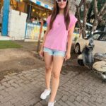 Akanksha Puri Instagram - Colour me Pink 👄💓 . . #picoftheday #photoofday #instagram #instagood #love #fun #smile #coffee #rains #happy #goodvibes #mood #fitness #girl #me #beingme #akankshapuri #❤️
