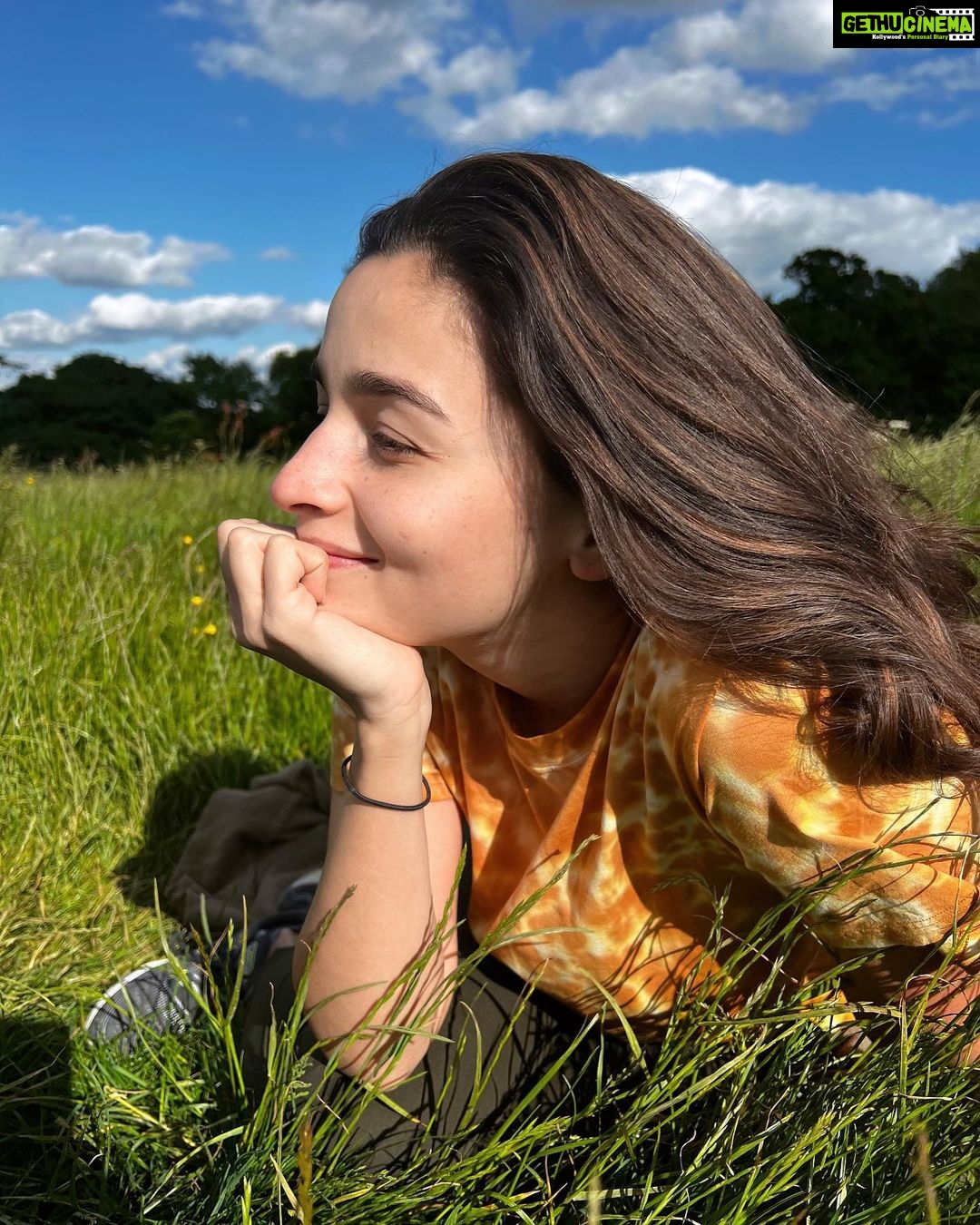 Alia Bhatt - 3.7 Million Likes - Most Liked Instagram Photos