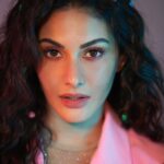 Amyra Dastur Instagram - Calling all #pinkaholics 🌸 . . . 📸 @dieppj Styled by @malvika_tater Hair by @hairstylist_madhav MUA @miimoglam . . . #pink #pinkpinkpink #pinkaesthetic #makeup #makeuplover #makeupaddict #makeuplooks #pinkeyeshadow #eyemakeup