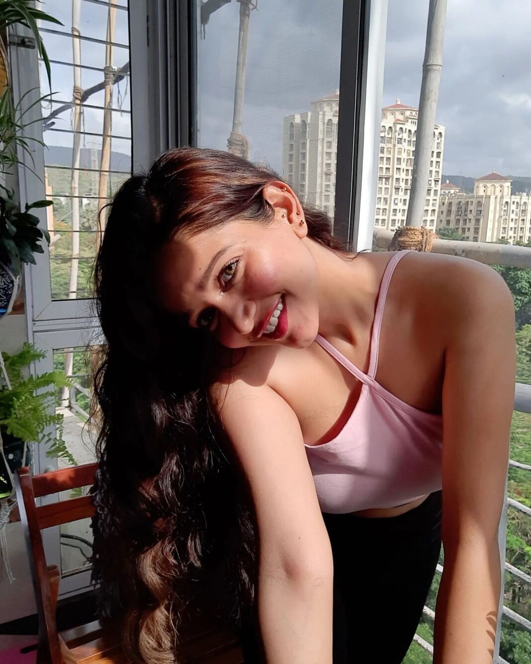 Anaika Soti Instagram - No matter what a woman looks like, if she’s confident, she’s sexy.