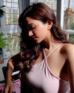 Anaika Soti Instagram - No filter needed... Sun kissed is the best filter in my opinion 🙈 🌞