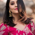 Anasuya Bharadwaj Instagram - Playing and Slaying Dress up.. For #SuperSingerJunior🎤🎶 only on @starmaa #tonyt #9pmOnwards Outfit & Styling @gaurinaidu 🌼 PC: @verendar_photography 🌝