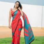 Anasuya Bharadwaj Instagram - Sorry for the delayed post on your Fav #Thursday !! Was caught up working on entertaining you guys more ❤️🫣 For #Jabardast #tonyt @gaurinaidu 😌 PC: @freeze_the_seconds46 🥰