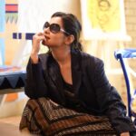 Angana Roy Instagram - Wait a minute! I think I left my consciousness in the sixth dimension . . . . . #mondayblues #mondaymood #fashionshoot #sunglassesfashion #lookbook #summertime #cafedecor #junedairymonth #juneedit #sareedraping #sareefashion #suitstyle #suitup #shades #nomakeuplook #sideways #lookoftheday #igoftheday #postoftheweek #ootdindia #kolkatagram #waitaminute #anganaroy #lovefromA