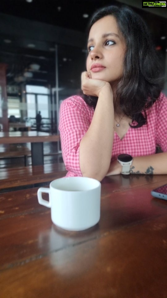 Angana Roy Instagram - A June Afternoon 📸@abhireporting #reelvideo #reelsinstagram #reelit #reelvideo #asitwas #asitwasharrystyles #reelsinsta #harrystyles #songoftheday #reeloftheday #june #afternoon #tealover #coffee #greentea #summerdress #pinkdress #reeling #junedit #lovefromA SVF