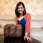 Angana Roy Instagram - #EthnicUpdate x Zouk Sense of identity, culture, comfort, and confidence. Jhumkas, kurtas, and payal combine it all with Indian prints and see the magic. Zouk will complement the Indian in you. Indian ethos with a Western twist! The best of both worlds. Use my coupon code 'IGANGANAR15' to avail 15% discount on your Zouk purchases. @zoukonline #EthnicUpdate #Zouk #ZoukOnline #ZoukBags #sundaypost #juneishere #collaboration #bags #baglover #loveforbags #ethnicbags #sundays #updates #ethnicity #giordano #watchesofinstagram #anganaroy #sunnydays #weekend #weekendvibes #lovefromA